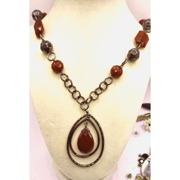Burgundy Faceted Pendant In Double Hoop Teardrop Shape With Beaded Chain - Picture 1 of 4